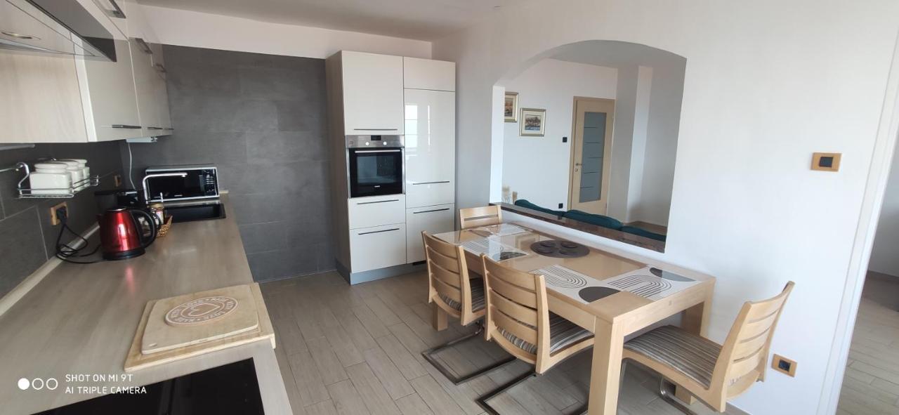 Apartment Karla Rijeka Exterior photo
